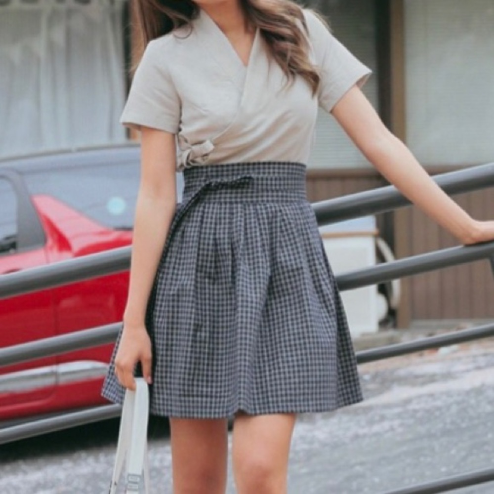 Teterot Salon SET TOP + SKIRT